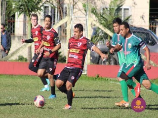 
<a style='margin-left: 5px;' class='btn btn-xs btn-social btn-facebook' href='https://www.facebook.com/sharer/sharer.php?u=https://www.boladovale.com.br/imgs/800-800-90/conteudo/fotos/1604/img0290.jpg' rel='popup' data-width='500' data-height='400'><i class='fa fa-facebook'></i>Compartilhar <span class='hidden-xs'>no Facebook</span>
</a> 
<a class='btn btn-default btn-xs' target='_blank' href='imgs/800-800-90/conteudo/fotos/1604/img0290.jpg'>
<span class='glyphicon glyphicon-cloud-download'></span> Salvar
</a> 
<span></span>