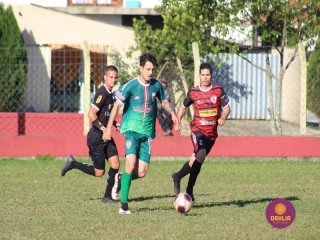 
<a style='margin-left: 5px;' class='btn btn-xs btn-social btn-facebook' href='https://www.facebook.com/sharer/sharer.php?u=https://www.boladovale.com.br/imgs/800-800-90/conteudo/fotos/1604/img0298.jpg' rel='popup' data-width='500' data-height='400'><i class='fa fa-facebook'></i>Compartilhar <span class='hidden-xs'>no Facebook</span>
</a> 
<a class='btn btn-default btn-xs' target='_blank' href='imgs/800-800-90/conteudo/fotos/1604/img0298.jpg'>
<span class='glyphicon glyphicon-cloud-download'></span> Salvar
</a> 
<span></span>