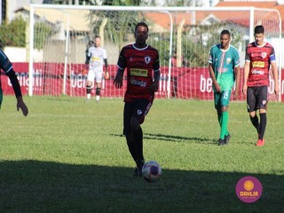 
<a style='margin-left: 5px;' class='btn btn-xs btn-social btn-facebook' href='https://www.facebook.com/sharer/sharer.php?u=https://www.boladovale.com.br/imgs/800-800-90/conteudo/fotos/1604/img0304.jpg' rel='popup' data-width='500' data-height='400'><i class='fa fa-facebook'></i>Compartilhar <span class='hidden-xs'>no Facebook</span>
</a> 
<a class='btn btn-default btn-xs' target='_blank' href='imgs/800-800-90/conteudo/fotos/1604/img0304.jpg'>
<span class='glyphicon glyphicon-cloud-download'></span> Salvar
</a> 
<span></span>