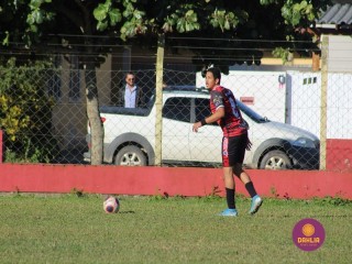 
<a style='margin-left: 5px;' class='btn btn-xs btn-social btn-facebook' href='https://www.facebook.com/sharer/sharer.php?u=https://www.boladovale.com.br/imgs/800-800-90/conteudo/fotos/1604/img0309.jpg' rel='popup' data-width='500' data-height='400'><i class='fa fa-facebook'></i>Compartilhar <span class='hidden-xs'>no Facebook</span>
</a> 
<a class='btn btn-default btn-xs' target='_blank' href='imgs/800-800-90/conteudo/fotos/1604/img0309.jpg'>
<span class='glyphicon glyphicon-cloud-download'></span> Salvar
</a> 
<span></span>