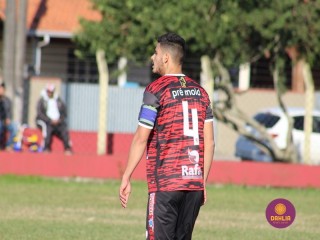 
<a style='margin-left: 5px;' class='btn btn-xs btn-social btn-facebook' href='https://www.facebook.com/sharer/sharer.php?u=https://www.boladovale.com.br/imgs/800-800-90/conteudo/fotos/1604/img0312.jpg' rel='popup' data-width='500' data-height='400'><i class='fa fa-facebook'></i>Compartilhar <span class='hidden-xs'>no Facebook</span>
</a> 
<a class='btn btn-default btn-xs' target='_blank' href='imgs/800-800-90/conteudo/fotos/1604/img0312.jpg'>
<span class='glyphicon glyphicon-cloud-download'></span> Salvar
</a> 
<span></span>