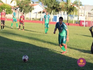 
<a style='margin-left: 5px;' class='btn btn-xs btn-social btn-facebook' href='https://www.facebook.com/sharer/sharer.php?u=https://www.boladovale.com.br/imgs/800-800-90/conteudo/fotos/1604/img0358.jpg' rel='popup' data-width='500' data-height='400'><i class='fa fa-facebook'></i>Compartilhar <span class='hidden-xs'>no Facebook</span>
</a> 
<a class='btn btn-default btn-xs' target='_blank' href='imgs/800-800-90/conteudo/fotos/1604/img0358.jpg'>
<span class='glyphicon glyphicon-cloud-download'></span> Salvar
</a> 
<span></span>