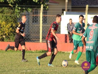 
<a style='margin-left: 5px;' class='btn btn-xs btn-social btn-facebook' href='https://www.facebook.com/sharer/sharer.php?u=https://www.boladovale.com.br/imgs/800-800-90/conteudo/fotos/1604/img0379.jpg' rel='popup' data-width='500' data-height='400'><i class='fa fa-facebook'></i>Compartilhar <span class='hidden-xs'>no Facebook</span>
</a> 
<a class='btn btn-default btn-xs' target='_blank' href='imgs/800-800-90/conteudo/fotos/1604/img0379.jpg'>
<span class='glyphicon glyphicon-cloud-download'></span> Salvar
</a> 
<span></span>