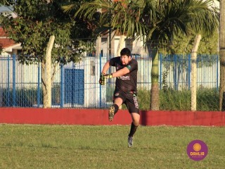 
<a style='margin-left: 5px;' class='btn btn-xs btn-social btn-facebook' href='https://www.facebook.com/sharer/sharer.php?u=https://www.boladovale.com.br/imgs/800-800-90/conteudo/fotos/1604/img0380.jpg' rel='popup' data-width='500' data-height='400'><i class='fa fa-facebook'></i>Compartilhar <span class='hidden-xs'>no Facebook</span>
</a> 
<a class='btn btn-default btn-xs' target='_blank' href='imgs/800-800-90/conteudo/fotos/1604/img0380.jpg'>
<span class='glyphicon glyphicon-cloud-download'></span> Salvar
</a> 
<span></span>