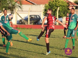 
<a style='margin-left: 5px;' class='btn btn-xs btn-social btn-facebook' href='https://www.facebook.com/sharer/sharer.php?u=https://www.boladovale.com.br/imgs/800-800-90/conteudo/fotos/1604/img0384.jpg' rel='popup' data-width='500' data-height='400'><i class='fa fa-facebook'></i>Compartilhar <span class='hidden-xs'>no Facebook</span>
</a> 
<a class='btn btn-default btn-xs' target='_blank' href='imgs/800-800-90/conteudo/fotos/1604/img0384.jpg'>
<span class='glyphicon glyphicon-cloud-download'></span> Salvar
</a> 
<span></span>