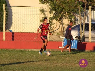 
<a style='margin-left: 5px;' class='btn btn-xs btn-social btn-facebook' href='https://www.facebook.com/sharer/sharer.php?u=https://www.boladovale.com.br/imgs/800-800-90/conteudo/fotos/1604/img0391.jpg' rel='popup' data-width='500' data-height='400'><i class='fa fa-facebook'></i>Compartilhar <span class='hidden-xs'>no Facebook</span>
</a> 
<a class='btn btn-default btn-xs' target='_blank' href='imgs/800-800-90/conteudo/fotos/1604/img0391.jpg'>
<span class='glyphicon glyphicon-cloud-download'></span> Salvar
</a> 
<span></span>