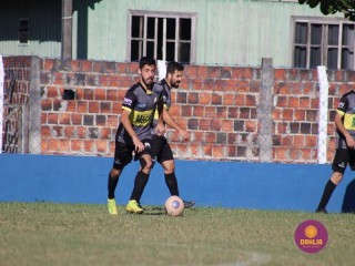 
<a style='margin-left: 5px;' class='btn btn-xs btn-social btn-facebook' href='https://www.facebook.com/sharer/sharer.php?u=https://www.boladovale.com.br/imgs/800-800-90/conteudo/fotos/1605/img9821.jpg' rel='popup' data-width='500' data-height='400'><i class='fa fa-facebook'></i>Compartilhar <span class='hidden-xs'>no Facebook</span>
</a> 
<a class='btn btn-default btn-xs' target='_blank' href='imgs/800-800-90/conteudo/fotos/1605/img9821.jpg'>
<span class='glyphicon glyphicon-cloud-download'></span> Salvar
</a> 
<span></span>