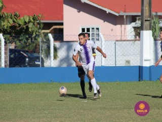 
<a style='margin-left: 5px;' class='btn btn-xs btn-social btn-facebook' href='https://www.facebook.com/sharer/sharer.php?u=https://www.boladovale.com.br/imgs/800-800-90/conteudo/fotos/1605/img9849.jpg' rel='popup' data-width='500' data-height='400'><i class='fa fa-facebook'></i>Compartilhar <span class='hidden-xs'>no Facebook</span>
</a> 
<a class='btn btn-default btn-xs' target='_blank' href='imgs/800-800-90/conteudo/fotos/1605/img9849.jpg'>
<span class='glyphicon glyphicon-cloud-download'></span> Salvar
</a> 
<span></span>