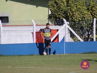 
<a style='margin-left: 5px;' class='btn btn-xs btn-social btn-facebook' href='https://www.facebook.com/sharer/sharer.php?u=https://www.boladovale.com.br/imgs/800-800-90/conteudo/fotos/1605/img9858.jpg' rel='popup' data-width='500' data-height='400'><i class='fa fa-facebook'></i>Compartilhar <span class='hidden-xs'>no Facebook</span>
</a> 
<a class='btn btn-default btn-xs' target='_blank' href='imgs/800-800-90/conteudo/fotos/1605/img9858.jpg'>
<span class='glyphicon glyphicon-cloud-download'></span> Salvar
</a> 
<span></span>