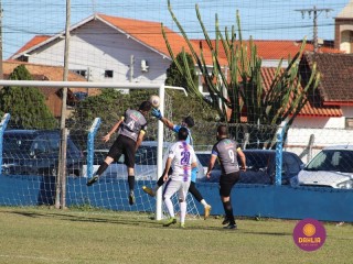 
<a style='margin-left: 5px;' class='btn btn-xs btn-social btn-facebook' href='https://www.facebook.com/sharer/sharer.php?u=https://www.boladovale.com.br/imgs/800-800-90/conteudo/fotos/1605/img9860.jpg' rel='popup' data-width='500' data-height='400'><i class='fa fa-facebook'></i>Compartilhar <span class='hidden-xs'>no Facebook</span>
</a> 
<a class='btn btn-default btn-xs' target='_blank' href='imgs/800-800-90/conteudo/fotos/1605/img9860.jpg'>
<span class='glyphicon glyphicon-cloud-download'></span> Salvar
</a> 
<span></span>