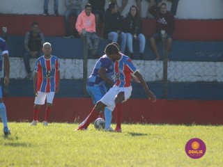 
<a style='margin-left: 5px;' class='btn btn-xs btn-social btn-facebook' href='https://www.facebook.com/sharer/sharer.php?u=https://www.boladovale.com.br/imgs/800-800-90/conteudo/fotos/1607/img9871.jpg' rel='popup' data-width='500' data-height='400'><i class='fa fa-facebook'></i>Compartilhar <span class='hidden-xs'>no Facebook</span>
</a> 
<a class='btn btn-default btn-xs' target='_blank' href='imgs/800-800-90/conteudo/fotos/1607/img9871.jpg'>
<span class='glyphicon glyphicon-cloud-download'></span> Salvar
</a> 
<span></span>