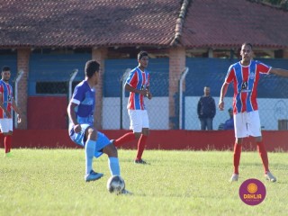 
<a style='margin-left: 5px;' class='btn btn-xs btn-social btn-facebook' href='https://www.facebook.com/sharer/sharer.php?u=https://www.boladovale.com.br/imgs/800-800-90/conteudo/fotos/1607/img9900.jpg' rel='popup' data-width='500' data-height='400'><i class='fa fa-facebook'></i>Compartilhar <span class='hidden-xs'>no Facebook</span>
</a> 
<a class='btn btn-default btn-xs' target='_blank' href='imgs/800-800-90/conteudo/fotos/1607/img9900.jpg'>
<span class='glyphicon glyphicon-cloud-download'></span> Salvar
</a> 
<span></span>