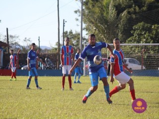
<a style='margin-left: 5px;' class='btn btn-xs btn-social btn-facebook' href='https://www.facebook.com/sharer/sharer.php?u=https://www.boladovale.com.br/imgs/800-800-90/conteudo/fotos/1607/img9909.jpg' rel='popup' data-width='500' data-height='400'><i class='fa fa-facebook'></i>Compartilhar <span class='hidden-xs'>no Facebook</span>
</a> 
<a class='btn btn-default btn-xs' target='_blank' href='imgs/800-800-90/conteudo/fotos/1607/img9909.jpg'>
<span class='glyphicon glyphicon-cloud-download'></span> Salvar
</a> 
<span></span>