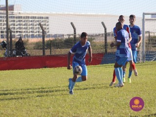 
<a style='margin-left: 5px;' class='btn btn-xs btn-social btn-facebook' href='https://www.facebook.com/sharer/sharer.php?u=https://www.boladovale.com.br/imgs/800-800-90/conteudo/fotos/1607/img9956.jpg' rel='popup' data-width='500' data-height='400'><i class='fa fa-facebook'></i>Compartilhar <span class='hidden-xs'>no Facebook</span>
</a> 
<a class='btn btn-default btn-xs' target='_blank' href='imgs/800-800-90/conteudo/fotos/1607/img9956.jpg'>
<span class='glyphicon glyphicon-cloud-download'></span> Salvar
</a> 
<span></span>