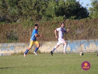 
<a style='margin-left: 5px;' class='btn btn-xs btn-social btn-facebook' href='https://www.facebook.com/sharer/sharer.php?u=https://www.boladovale.com.br/imgs/800-800-90/conteudo/fotos/1608/img9973.jpg' rel='popup' data-width='500' data-height='400'><i class='fa fa-facebook'></i>Compartilhar <span class='hidden-xs'>no Facebook</span>
</a> 
<a class='btn btn-default btn-xs' target='_blank' href='imgs/800-800-90/conteudo/fotos/1608/img9973.jpg'>
<span class='glyphicon glyphicon-cloud-download'></span> Salvar
</a> 
<span></span>