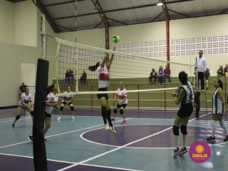 
<a style='margin-left: 5px;' class='btn btn-xs btn-social btn-facebook' href='https://www.facebook.com/sharer/sharer.php?u=https://www.boladovale.com.br/imgs/800-800-90/conteudo/fotos/1609/img0074.jpg' rel='popup' data-width='500' data-height='400'><i class='fa fa-facebook'></i>Compartilhar <span class='hidden-xs'>no Facebook</span>
</a> 
<a class='btn btn-default btn-xs' target='_blank' href='imgs/800-800-90/conteudo/fotos/1609/img0074.jpg'>
<span class='glyphicon glyphicon-cloud-download'></span> Salvar
</a> 
<span></span>