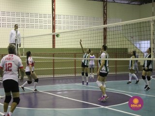 
<a style='margin-left: 5px;' class='btn btn-xs btn-social btn-facebook' href='https://www.facebook.com/sharer/sharer.php?u=https://www.boladovale.com.br/imgs/800-800-90/conteudo/fotos/1609/img0093.jpg' rel='popup' data-width='500' data-height='400'><i class='fa fa-facebook'></i>Compartilhar <span class='hidden-xs'>no Facebook</span>
</a> 
<a class='btn btn-default btn-xs' target='_blank' href='imgs/800-800-90/conteudo/fotos/1609/img0093.jpg'>
<span class='glyphicon glyphicon-cloud-download'></span> Salvar
</a> 
<span></span>