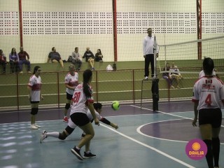 
<a style='margin-left: 5px;' class='btn btn-xs btn-social btn-facebook' href='https://www.facebook.com/sharer/sharer.php?u=https://www.boladovale.com.br/imgs/800-800-90/conteudo/fotos/1609/img0129.jpg' rel='popup' data-width='500' data-height='400'><i class='fa fa-facebook'></i>Compartilhar <span class='hidden-xs'>no Facebook</span>
</a> 
<a class='btn btn-default btn-xs' target='_blank' href='imgs/800-800-90/conteudo/fotos/1609/img0129.jpg'>
<span class='glyphicon glyphicon-cloud-download'></span> Salvar
</a> 
<span></span>