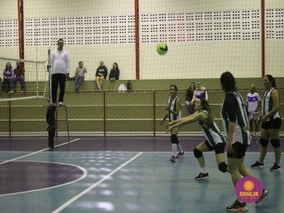 
<a style='margin-left: 5px;' class='btn btn-xs btn-social btn-facebook' href='https://www.facebook.com/sharer/sharer.php?u=https://www.boladovale.com.br/imgs/800-800-90/conteudo/fotos/1609/img0131.jpg' rel='popup' data-width='500' data-height='400'><i class='fa fa-facebook'></i>Compartilhar <span class='hidden-xs'>no Facebook</span>
</a> 
<a class='btn btn-default btn-xs' target='_blank' href='imgs/800-800-90/conteudo/fotos/1609/img0131.jpg'>
<span class='glyphicon glyphicon-cloud-download'></span> Salvar
</a> 
<span></span>