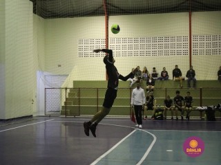 
<a style='margin-left: 5px;' class='btn btn-xs btn-social btn-facebook' href='https://www.facebook.com/sharer/sharer.php?u=https://www.boladovale.com.br/imgs/800-800-90/conteudo/fotos/1609/img0215.jpg' rel='popup' data-width='500' data-height='400'><i class='fa fa-facebook'></i>Compartilhar <span class='hidden-xs'>no Facebook</span>
</a> 
<a class='btn btn-default btn-xs' target='_blank' href='imgs/800-800-90/conteudo/fotos/1609/img0215.jpg'>
<span class='glyphicon glyphicon-cloud-download'></span> Salvar
</a> 
<span></span>