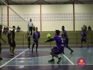 
<a style='margin-left: 5px;' class='btn btn-xs btn-social btn-facebook' href='https://www.facebook.com/sharer/sharer.php?u=https://www.boladovale.com.br/imgs/800-800-90/conteudo/fotos/1609/img0242.jpg' rel='popup' data-width='500' data-height='400'><i class='fa fa-facebook'></i>Compartilhar <span class='hidden-xs'>no Facebook</span>
</a> 
<a class='btn btn-default btn-xs' target='_blank' href='imgs/800-800-90/conteudo/fotos/1609/img0242.jpg'>
<span class='glyphicon glyphicon-cloud-download'></span> Salvar
</a> 
<span></span>