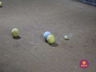 
<a style='margin-left: 5px;' class='btn btn-xs btn-social btn-facebook' href='https://www.facebook.com/sharer/sharer.php?u=https://www.boladovale.com.br/imgs/800-800-90/conteudo/fotos/1610/img0422.jpg' rel='popup' data-width='500' data-height='400'><i class='fa fa-facebook'></i>Compartilhar <span class='hidden-xs'>no Facebook</span>
</a> 
<a class='btn btn-default btn-xs' target='_blank' href='imgs/800-800-90/conteudo/fotos/1610/img0422.jpg'>
<span class='glyphicon glyphicon-cloud-download'></span> Salvar
</a> 
<span></span>