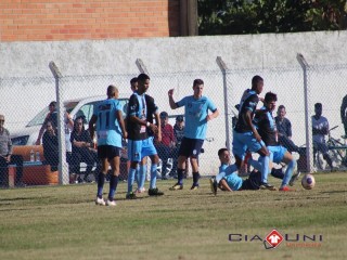 
<a style='margin-left: 5px;' class='btn btn-xs btn-social btn-facebook' href='https://www.facebook.com/sharer/sharer.php?u=https://www.boladovale.com.br/imgs/800-800-90/conteudo/fotos/1611/img0661.jpg' rel='popup' data-width='500' data-height='400'><i class='fa fa-facebook'></i>Compartilhar <span class='hidden-xs'>no Facebook</span>
</a> 
<a class='btn btn-default btn-xs' target='_blank' href='imgs/800-800-90/conteudo/fotos/1611/img0661.jpg'>
<span class='glyphicon glyphicon-cloud-download'></span> Salvar
</a> 
<span></span>