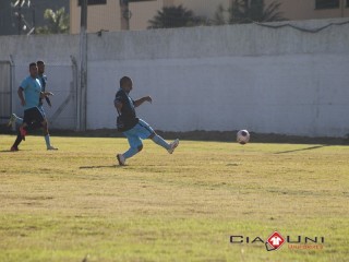 
<a style='margin-left: 5px;' class='btn btn-xs btn-social btn-facebook' href='https://www.facebook.com/sharer/sharer.php?u=https://www.boladovale.com.br/imgs/800-800-90/conteudo/fotos/1611/img0703.jpg' rel='popup' data-width='500' data-height='400'><i class='fa fa-facebook'></i>Compartilhar <span class='hidden-xs'>no Facebook</span>
</a> 
<a class='btn btn-default btn-xs' target='_blank' href='imgs/800-800-90/conteudo/fotos/1611/img0703.jpg'>
<span class='glyphicon glyphicon-cloud-download'></span> Salvar
</a> 
<span></span>