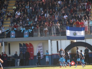 
<a style='margin-left: 5px;' class='btn btn-xs btn-social btn-facebook' href='https://www.facebook.com/sharer/sharer.php?u=https://www.boladovale.com.br/imgs/800-800-90/conteudo/fotos/1611/img0711.jpg' rel='popup' data-width='500' data-height='400'><i class='fa fa-facebook'></i>Compartilhar <span class='hidden-xs'>no Facebook</span>
</a> 
<a class='btn btn-default btn-xs' target='_blank' href='imgs/800-800-90/conteudo/fotos/1611/img0711.jpg'>
<span class='glyphicon glyphicon-cloud-download'></span> Salvar
</a> 
<span></span>