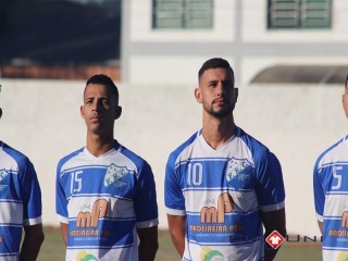 
<a style='margin-left: 5px;' class='btn btn-xs btn-social btn-facebook' href='https://www.facebook.com/sharer/sharer.php?u=https://www.boladovale.com.br/imgs/800-800-90/conteudo/fotos/1612/img0800.jpg' rel='popup' data-width='500' data-height='400'><i class='fa fa-facebook'></i>Compartilhar <span class='hidden-xs'>no Facebook</span>
</a> 
<a class='btn btn-default btn-xs' target='_blank' href='imgs/800-800-90/conteudo/fotos/1612/img0800.jpg'>
<span class='glyphicon glyphicon-cloud-download'></span> Salvar
</a> 
<span></span>