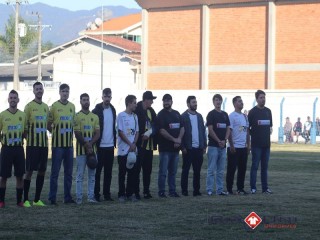 
<a style='margin-left: 5px;' class='btn btn-xs btn-social btn-facebook' href='https://www.facebook.com/sharer/sharer.php?u=https://www.boladovale.com.br/imgs/800-800-90/conteudo/fotos/1612/img0851.jpg' rel='popup' data-width='500' data-height='400'><i class='fa fa-facebook'></i>Compartilhar <span class='hidden-xs'>no Facebook</span>
</a> 
<a class='btn btn-default btn-xs' target='_blank' href='imgs/800-800-90/conteudo/fotos/1612/img0851.jpg'>
<span class='glyphicon glyphicon-cloud-download'></span> Salvar
</a> 
<span></span>