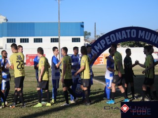 
<a style='margin-left: 5px;' class='btn btn-xs btn-social btn-facebook' href='https://www.facebook.com/sharer/sharer.php?u=https://www.boladovale.com.br/imgs/800-800-90/conteudo/fotos/1612/img0866.jpg' rel='popup' data-width='500' data-height='400'><i class='fa fa-facebook'></i>Compartilhar <span class='hidden-xs'>no Facebook</span>
</a> 
<a class='btn btn-default btn-xs' target='_blank' href='imgs/800-800-90/conteudo/fotos/1612/img0866.jpg'>
<span class='glyphicon glyphicon-cloud-download'></span> Salvar
</a> 
<span></span>