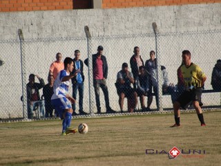 
<a style='margin-left: 5px;' class='btn btn-xs btn-social btn-facebook' href='https://www.facebook.com/sharer/sharer.php?u=https://www.boladovale.com.br/imgs/800-800-90/conteudo/fotos/1612/img0938.jpg' rel='popup' data-width='500' data-height='400'><i class='fa fa-facebook'></i>Compartilhar <span class='hidden-xs'>no Facebook</span>
</a> 
<a class='btn btn-default btn-xs' target='_blank' href='imgs/800-800-90/conteudo/fotos/1612/img0938.jpg'>
<span class='glyphicon glyphicon-cloud-download'></span> Salvar
</a> 
<span></span>