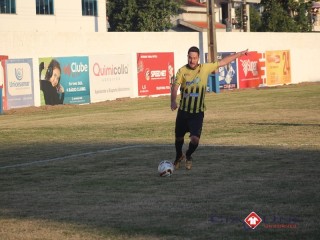 
<a style='margin-left: 5px;' class='btn btn-xs btn-social btn-facebook' href='https://www.facebook.com/sharer/sharer.php?u=https://www.boladovale.com.br/imgs/800-800-90/conteudo/fotos/1612/img1004.jpg' rel='popup' data-width='500' data-height='400'><i class='fa fa-facebook'></i>Compartilhar <span class='hidden-xs'>no Facebook</span>
</a> 
<a class='btn btn-default btn-xs' target='_blank' href='imgs/800-800-90/conteudo/fotos/1612/img1004.jpg'>
<span class='glyphicon glyphicon-cloud-download'></span> Salvar
</a> 
<span></span>
