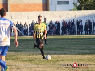 
<a style='margin-left: 5px;' class='btn btn-xs btn-social btn-facebook' href='https://www.facebook.com/sharer/sharer.php?u=https://www.boladovale.com.br/imgs/800-800-90/conteudo/fotos/1612/img1008.jpg' rel='popup' data-width='500' data-height='400'><i class='fa fa-facebook'></i>Compartilhar <span class='hidden-xs'>no Facebook</span>
</a> 
<a class='btn btn-default btn-xs' target='_blank' href='imgs/800-800-90/conteudo/fotos/1612/img1008.jpg'>
<span class='glyphicon glyphicon-cloud-download'></span> Salvar
</a> 
<span></span>