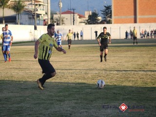
<a style='margin-left: 5px;' class='btn btn-xs btn-social btn-facebook' href='https://www.facebook.com/sharer/sharer.php?u=https://www.boladovale.com.br/imgs/800-800-90/conteudo/fotos/1612/img1011.jpg' rel='popup' data-width='500' data-height='400'><i class='fa fa-facebook'></i>Compartilhar <span class='hidden-xs'>no Facebook</span>
</a> 
<a class='btn btn-default btn-xs' target='_blank' href='imgs/800-800-90/conteudo/fotos/1612/img1011.jpg'>
<span class='glyphicon glyphicon-cloud-download'></span> Salvar
</a> 
<span></span>