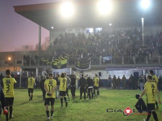 
<a style='margin-left: 5px;' class='btn btn-xs btn-social btn-facebook' href='https://www.facebook.com/sharer/sharer.php?u=https://www.boladovale.com.br/imgs/800-800-90/conteudo/fotos/1612/img1115.jpg' rel='popup' data-width='500' data-height='400'><i class='fa fa-facebook'></i>Compartilhar <span class='hidden-xs'>no Facebook</span>
</a> 
<a class='btn btn-default btn-xs' target='_blank' href='imgs/800-800-90/conteudo/fotos/1612/img1115.jpg'>
<span class='glyphicon glyphicon-cloud-download'></span> Salvar
</a> 
<span></span>