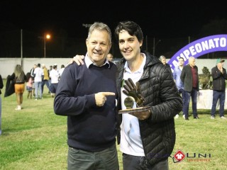 
<a style='margin-left: 5px;' class='btn btn-xs btn-social btn-facebook' href='https://www.facebook.com/sharer/sharer.php?u=https://www.boladovale.com.br/imgs/800-800-90/conteudo/fotos/1613/img1271.jpg' rel='popup' data-width='500' data-height='400'><i class='fa fa-facebook'></i>Compartilhar <span class='hidden-xs'>no Facebook</span>
</a> 
<a class='btn btn-default btn-xs' target='_blank' href='imgs/800-800-90/conteudo/fotos/1613/img1271.jpg'>
<span class='glyphicon glyphicon-cloud-download'></span> Salvar
</a> 
<span></span>