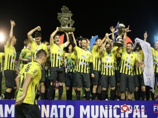 
<a style='margin-left: 5px;' class='btn btn-xs btn-social btn-facebook' href='https://www.facebook.com/sharer/sharer.php?u=https://www.boladovale.com.br/imgs/800-800-90/conteudo/fotos/1613/img1356.jpg' rel='popup' data-width='500' data-height='400'><i class='fa fa-facebook'></i>Compartilhar <span class='hidden-xs'>no Facebook</span>
</a> 
<a class='btn btn-default btn-xs' target='_blank' href='imgs/800-800-90/conteudo/fotos/1613/img1356.jpg'>
<span class='glyphicon glyphicon-cloud-download'></span> Salvar
</a> 
<span></span>