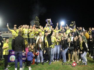 
<a style='margin-left: 5px;' class='btn btn-xs btn-social btn-facebook' href='https://www.facebook.com/sharer/sharer.php?u=https://www.boladovale.com.br/imgs/800-800-90/conteudo/fotos/1613/img1382.jpg' rel='popup' data-width='500' data-height='400'><i class='fa fa-facebook'></i>Compartilhar <span class='hidden-xs'>no Facebook</span>
</a> 
<a class='btn btn-default btn-xs' target='_blank' href='imgs/800-800-90/conteudo/fotos/1613/img1382.jpg'>
<span class='glyphicon glyphicon-cloud-download'></span> Salvar
</a> 
<span></span>