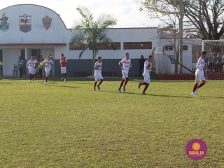 
<a style='margin-left: 5px;' class='btn btn-xs btn-social btn-facebook' href='https://www.facebook.com/sharer/sharer.php?u=https://www.boladovale.com.br/imgs/800-800-90/conteudo/fotos/1614/img0584.jpg' rel='popup' data-width='500' data-height='400'><i class='fa fa-facebook'></i>Compartilhar <span class='hidden-xs'>no Facebook</span>
</a> 
<a class='btn btn-default btn-xs' target='_blank' href='imgs/800-800-90/conteudo/fotos/1614/img0584.jpg'>
<span class='glyphicon glyphicon-cloud-download'></span> Salvar
</a> 
<span></span>