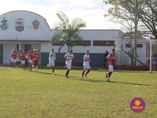 
<a style='margin-left: 5px;' class='btn btn-xs btn-social btn-facebook' href='https://www.facebook.com/sharer/sharer.php?u=https://www.boladovale.com.br/imgs/800-800-90/conteudo/fotos/1614/img0588.jpg' rel='popup' data-width='500' data-height='400'><i class='fa fa-facebook'></i>Compartilhar <span class='hidden-xs'>no Facebook</span>
</a> 
<a class='btn btn-default btn-xs' target='_blank' href='imgs/800-800-90/conteudo/fotos/1614/img0588.jpg'>
<span class='glyphicon glyphicon-cloud-download'></span> Salvar
</a> 
<span></span>