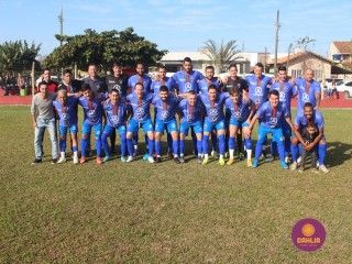 
<a style='margin-left: 5px;' class='btn btn-xs btn-social btn-facebook' href='https://www.facebook.com/sharer/sharer.php?u=https://www.boladovale.com.br/imgs/800-800-90/conteudo/fotos/1614/img0605.jpg' rel='popup' data-width='500' data-height='400'><i class='fa fa-facebook'></i>Compartilhar <span class='hidden-xs'>no Facebook</span>
</a> 
<a class='btn btn-default btn-xs' target='_blank' href='imgs/800-800-90/conteudo/fotos/1614/img0605.jpg'>
<span class='glyphicon glyphicon-cloud-download'></span> Salvar
</a> 
<span></span>