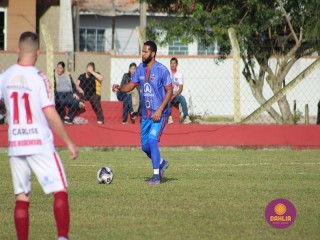 
<a style='margin-left: 5px;' class='btn btn-xs btn-social btn-facebook' href='https://www.facebook.com/sharer/sharer.php?u=https://www.boladovale.com.br/imgs/800-800-90/conteudo/fotos/1614/img0633.jpg' rel='popup' data-width='500' data-height='400'><i class='fa fa-facebook'></i>Compartilhar <span class='hidden-xs'>no Facebook</span>
</a> 
<a class='btn btn-default btn-xs' target='_blank' href='imgs/800-800-90/conteudo/fotos/1614/img0633.jpg'>
<span class='glyphicon glyphicon-cloud-download'></span> Salvar
</a> 
<span></span>