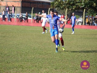 
<a style='margin-left: 5px;' class='btn btn-xs btn-social btn-facebook' href='https://www.facebook.com/sharer/sharer.php?u=https://www.boladovale.com.br/imgs/800-800-90/conteudo/fotos/1614/img0638.jpg' rel='popup' data-width='500' data-height='400'><i class='fa fa-facebook'></i>Compartilhar <span class='hidden-xs'>no Facebook</span>
</a> 
<a class='btn btn-default btn-xs' target='_blank' href='imgs/800-800-90/conteudo/fotos/1614/img0638.jpg'>
<span class='glyphicon glyphicon-cloud-download'></span> Salvar
</a> 
<span></span>