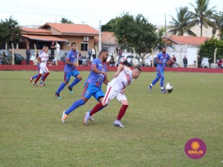 
<a style='margin-left: 5px;' class='btn btn-xs btn-social btn-facebook' href='https://www.facebook.com/sharer/sharer.php?u=https://www.boladovale.com.br/imgs/800-800-90/conteudo/fotos/1614/img0733.jpg' rel='popup' data-width='500' data-height='400'><i class='fa fa-facebook'></i>Compartilhar <span class='hidden-xs'>no Facebook</span>
</a> 
<a class='btn btn-default btn-xs' target='_blank' href='imgs/800-800-90/conteudo/fotos/1614/img0733.jpg'>
<span class='glyphicon glyphicon-cloud-download'></span> Salvar
</a> 
<span></span>