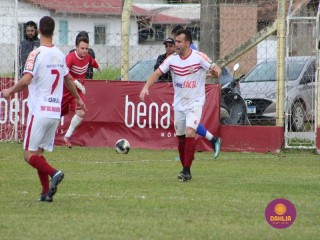 
<a style='margin-left: 5px;' class='btn btn-xs btn-social btn-facebook' href='https://www.facebook.com/sharer/sharer.php?u=https://www.boladovale.com.br/imgs/800-800-90/conteudo/fotos/1614/img0776.jpg' rel='popup' data-width='500' data-height='400'><i class='fa fa-facebook'></i>Compartilhar <span class='hidden-xs'>no Facebook</span>
</a> 
<a class='btn btn-default btn-xs' target='_blank' href='imgs/800-800-90/conteudo/fotos/1614/img0776.jpg'>
<span class='glyphicon glyphicon-cloud-download'></span> Salvar
</a> 
<span></span>