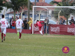 
<a style='margin-left: 5px;' class='btn btn-xs btn-social btn-facebook' href='https://www.facebook.com/sharer/sharer.php?u=https://www.boladovale.com.br/imgs/800-800-90/conteudo/fotos/1614/img0840.jpg' rel='popup' data-width='500' data-height='400'><i class='fa fa-facebook'></i>Compartilhar <span class='hidden-xs'>no Facebook</span>
</a> 
<a class='btn btn-default btn-xs' target='_blank' href='imgs/800-800-90/conteudo/fotos/1614/img0840.jpg'>
<span class='glyphicon glyphicon-cloud-download'></span> Salvar
</a> 
<span></span>