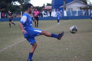 
<a style='margin-left: 5px;' class='btn btn-xs btn-social btn-facebook' href='https://www.facebook.com/sharer/sharer.php?u=https://www.boladovale.com.br/imgs/800-800-90/conteudo/fotos/1615/img1713.jpg' rel='popup' data-width='500' data-height='400'><i class='fa fa-facebook'></i>Compartilhar <span class='hidden-xs'>no Facebook</span>
</a> 
<a class='btn btn-default btn-xs' target='_blank' href='imgs/800-800-90/conteudo/fotos/1615/img1713.jpg'>
<span class='glyphicon glyphicon-cloud-download'></span> Salvar
</a> 
<span></span>