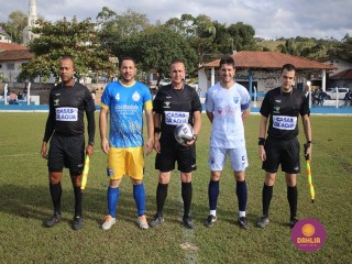 
<a style='margin-left: 5px;' class='btn btn-xs btn-social btn-facebook' href='https://www.facebook.com/sharer/sharer.php?u=https://www.boladovale.com.br/imgs/800-800-90/conteudo/fotos/1616/img1489.jpg' rel='popup' data-width='500' data-height='400'><i class='fa fa-facebook'></i>Compartilhar <span class='hidden-xs'>no Facebook</span>
</a> 
<a class='btn btn-default btn-xs' target='_blank' href='imgs/800-800-90/conteudo/fotos/1616/img1489.jpg'>
<span class='glyphicon glyphicon-cloud-download'></span> Salvar
</a> 
<span></span>